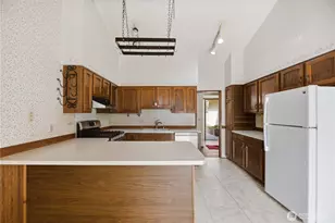 18510 66th Ave NE, Kenmore, WA 98028 - Photo 11