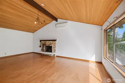 18510 66th Avenue NE, Kenmore, WA 98028 - Photo 3