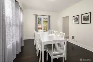 250 NE 50th St, Seattle, WA 98105 - Photo 9