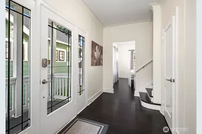 250 NE 50th Street, Seattle, WA 98105 - Photo 9