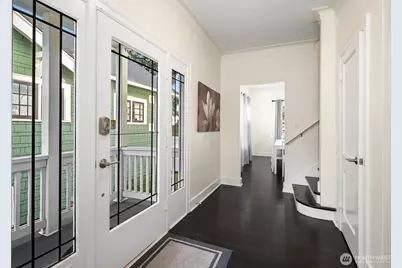 250 NE 50th Street, Seattle, WA 98105 - Photo 9