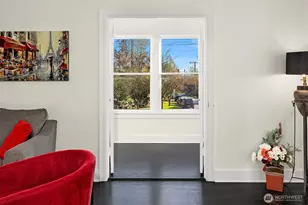 250 NE 50th St, Seattle, WA 98105 - Photo 7