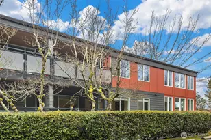 7021 Sand Point Way NE, Seattle, WA 98115 - Photo 25