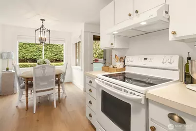 7021 Sand Point Way NE #B305, Seattle, WA 98115 - Photo 7