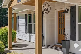 945 Thimbleberry, Castle Rock, WA 98611 - Photo 5