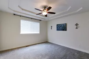 14301 24th Ave E, Tacoma, WA 98445 - Photo 7