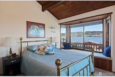 3837 Driftwood Drive, Clinton, WA 98236 - Photo 27