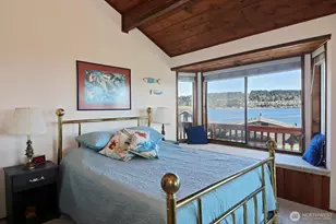 3837 Driftwood Dr, Clinton, WA 98236 - Photo 27