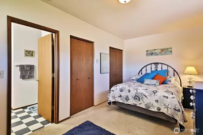 3837 Driftwood Drive, Clinton, WA 98236 - Photo 35