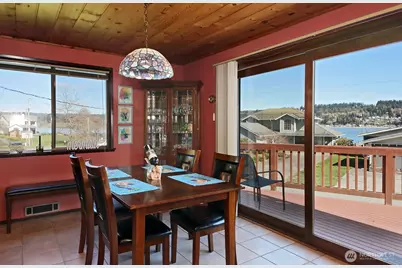 3837 Driftwood Drive, Clinton, WA 98236 - Photo 17