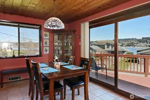 3837 Driftwood Dr, Clinton, WA 98236 - Photo 17