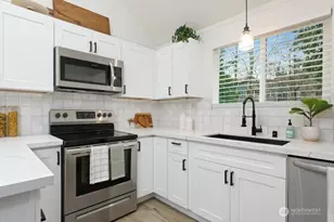 19922 3rd Dr SE, Bothell, WA 98012 - Photo 9