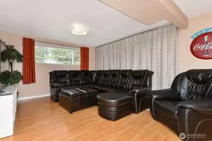 430 128th Ave SE, Bellevue, WA 98005 - Photo 11