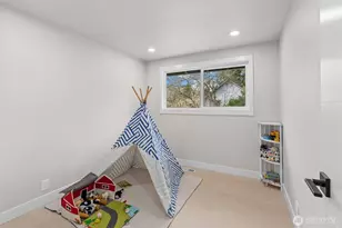 7407 25th Ave NE, Seattle, WA 98115 - Photo 17