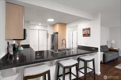 11307 NE 128th Street #G101, Kirkland, WA 98034 - Photo 17