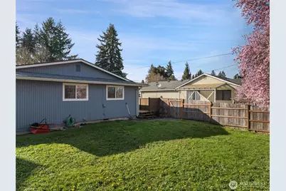 716 Plymouth Street SW, Olympia, WA 98502 - Photo 31