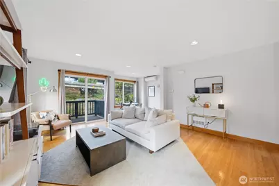 4037 7th Avenue NE #A, Seattle, WA 98105 - Photo 5