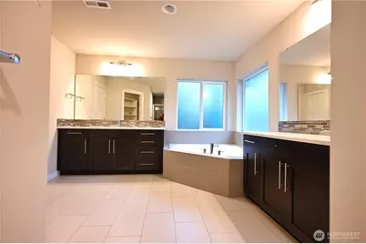 19828 SE 11th Dr, Bothell, WA 98012 - Photo 15