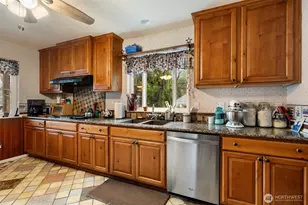 30 E Lakeway Dr, Shelton, WA 98584 - Photo 9