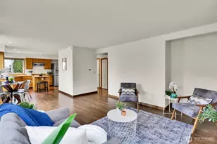 1613 Hoquiam Pl NE, Renton, WA 98059 - Photo 11