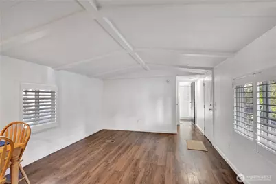 18425 NE 95th Street #82, Redmond, WA 98052 - Photo 7