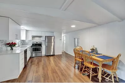 18425 NE 95th Street #82, Redmond, WA 98052 - Photo 5