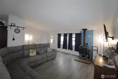 30425 6th Avenue S, Roy, WA 98580 - Photo 11