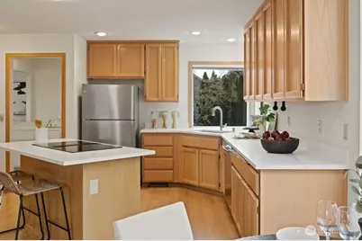 14610 SE 184th Place, Renton, WA 98058 - Photo 7