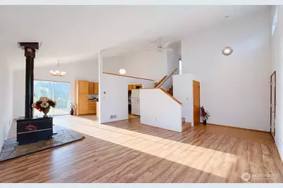 14329 79th Pl NE, Kirkland, WA 98034 - Photo 3