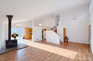 14329 79th Pl NE, Kirkland, WA 98034 - Photo 3