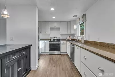 13301 186th Avenue SE, Renton, WA 98059 - Photo 13