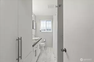 4401 N 25th St, Tacoma, WA 98406 - Photo 15