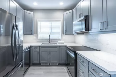 441 NE Alder Street #1 & 2, Issaquah, WA 98027 - Photo 3