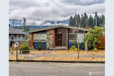 626 E Georgiana Street, Port Angeles, WA 98362 - Photo 1