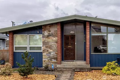 626 E Georgiana Street, Port Angeles, WA 98362 - Photo 3