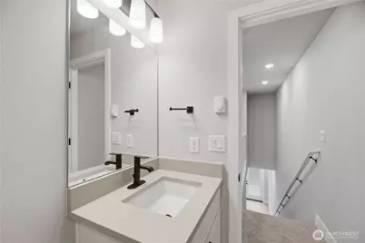 13339 Greenwood Avenue N #C, Seattle, WA 98133 - Photo 23