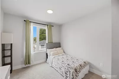 13339 Greenwood Avenue N #C, Seattle, WA 98133 - Photo 25