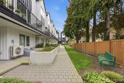 13339 Greenwood Avenue N #C, Seattle, WA 98133 - Photo 31