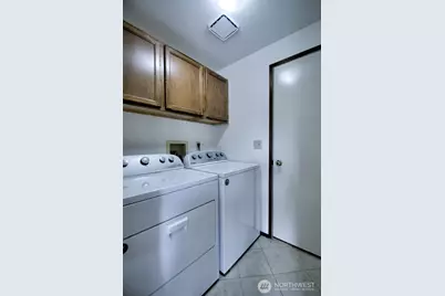 9018 Wendy Drive SE, Olympia, WA 98513 - Photo 17