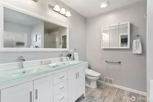 708 Hilltop Ave, Kent, WA 98031 - Photo 19