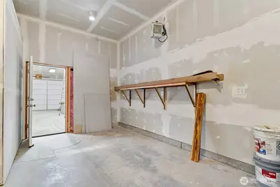 708 Hilltop Avenue, Kent, WA 98031 - Photo 25