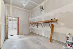 708 Hilltop Ave, Kent, WA 98031 - Photo 25