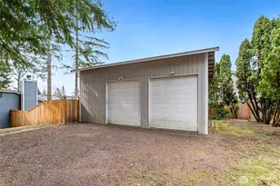 23217 NE 10th Pl, Sammamish, WA 98074 - Photo 33