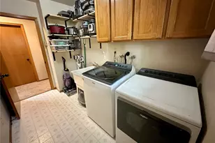 970 N Colony Surf Dr, Lilliwaup, WA 98555 - Photo 9