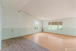320 S 4th St, Elma, WA 98541 - Photo 5