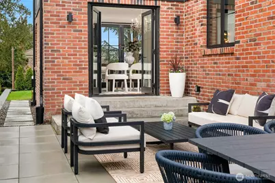 1111 37th Avenue E, Seattle, WA 98112 - Photo 25