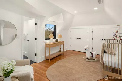 1111 37th Avenue E, Seattle, WA 98112 - Photo 21