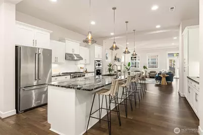 404 6th Lane NE, Issaquah, WA 98029 - Photo 11