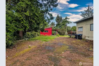 581 Dolphin Avenue NE, Ocean Shores, WA 98569 - Photo 7