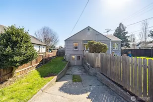 819 K Ave, Anacortes, WA 98221 - Photo 35